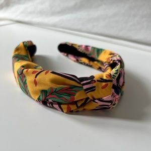 Hair accessorize Stradivarius - Like New, perfect condition